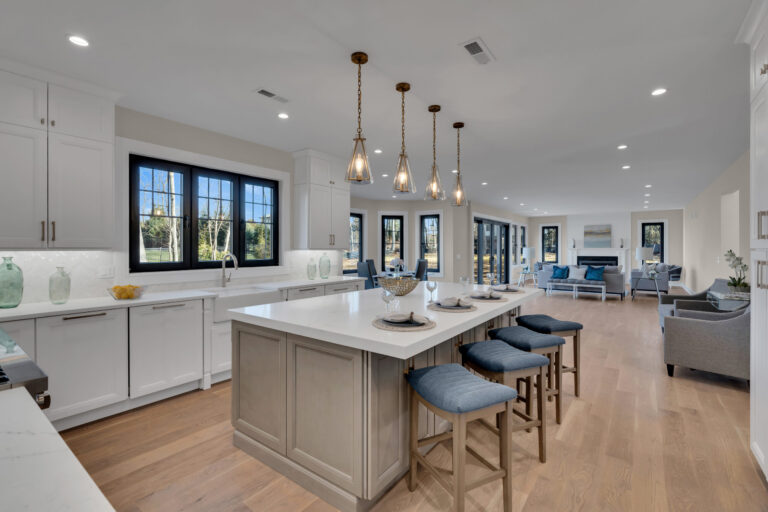 33E80551 8065 41D3 B715 E390917DBED1 scaled